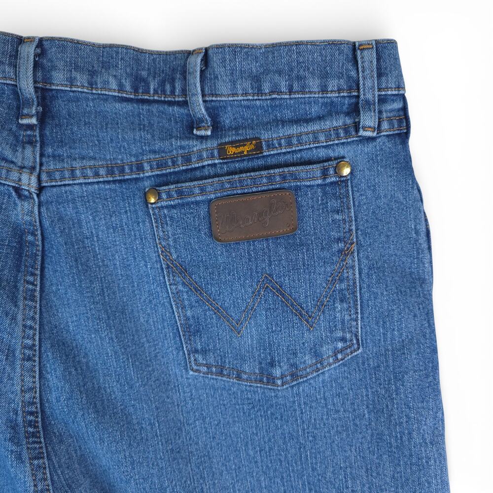 Wrangler Jeans Mens 42x32 Blue 47 Advanced Comfort Cowboy Cut‎ Regular Fit Rodeo
